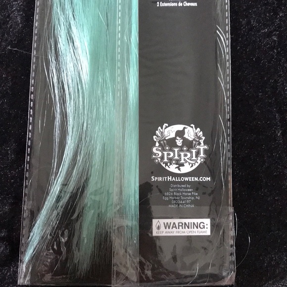 Aqua Clip In Hair Extensions - Picture 3 of 3